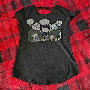 #843- girls shirt size 8